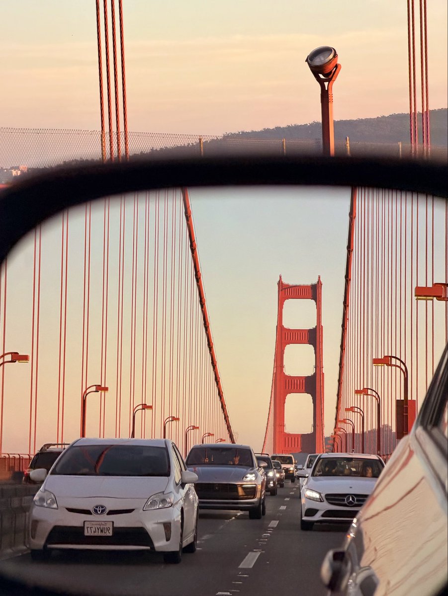 kyliestew's tweet image. perks of rush hour: i was able to take this photo