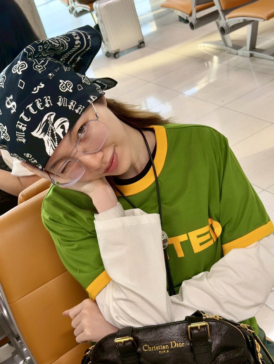 nxrforr's tweet image. แม่นภัสตัดสายหนูทำไม