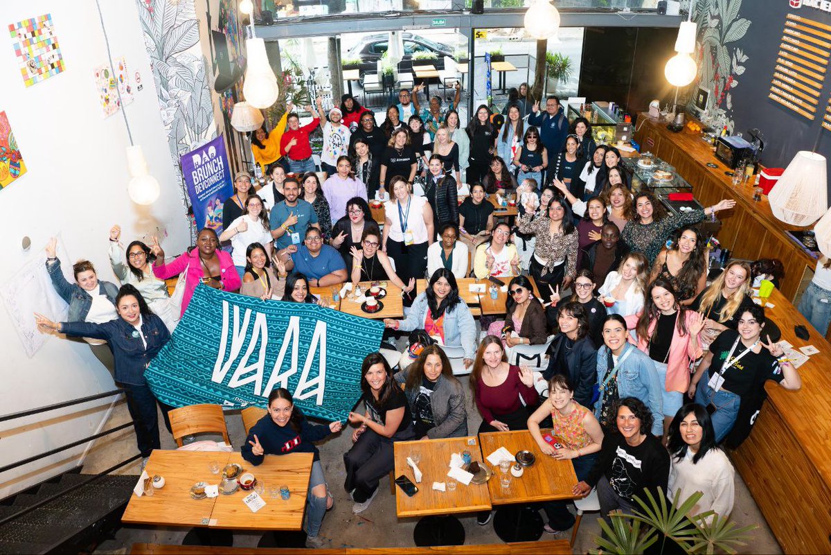 Blesilyns's tweet image. My Best DevConnect Moment

Even though I couldn’t be at DevConnect in person, this moment truly touched me.
Seeing the @VaraNetwork team build, connect, and show up with so much heart made this my Best DevConnect Moment.

I remember asking Karen if she could share some pictures…