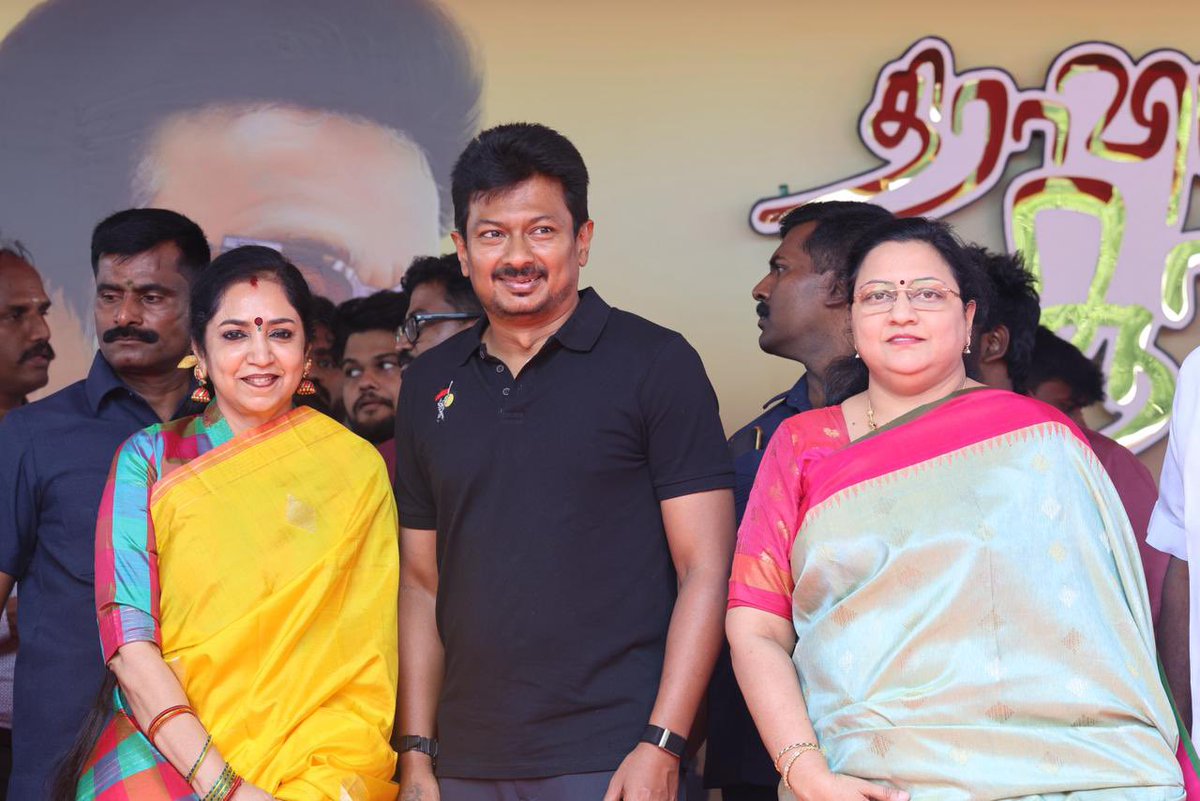 DrKanimozhiSomu's tweet image. இன்று பிறந்தநாள் காணும் கழக இளைஞரணிச் செயலாரும் மாண்புமிகு தமிழ்நாடு துணை முதலமைச்சருமான இளந்தலைவர் திரு.@Udhaystalin அவர்களை நேரில் சந்தித்து வாழ்த்து தெரிவித்த போது..!!

#HBDUdhay