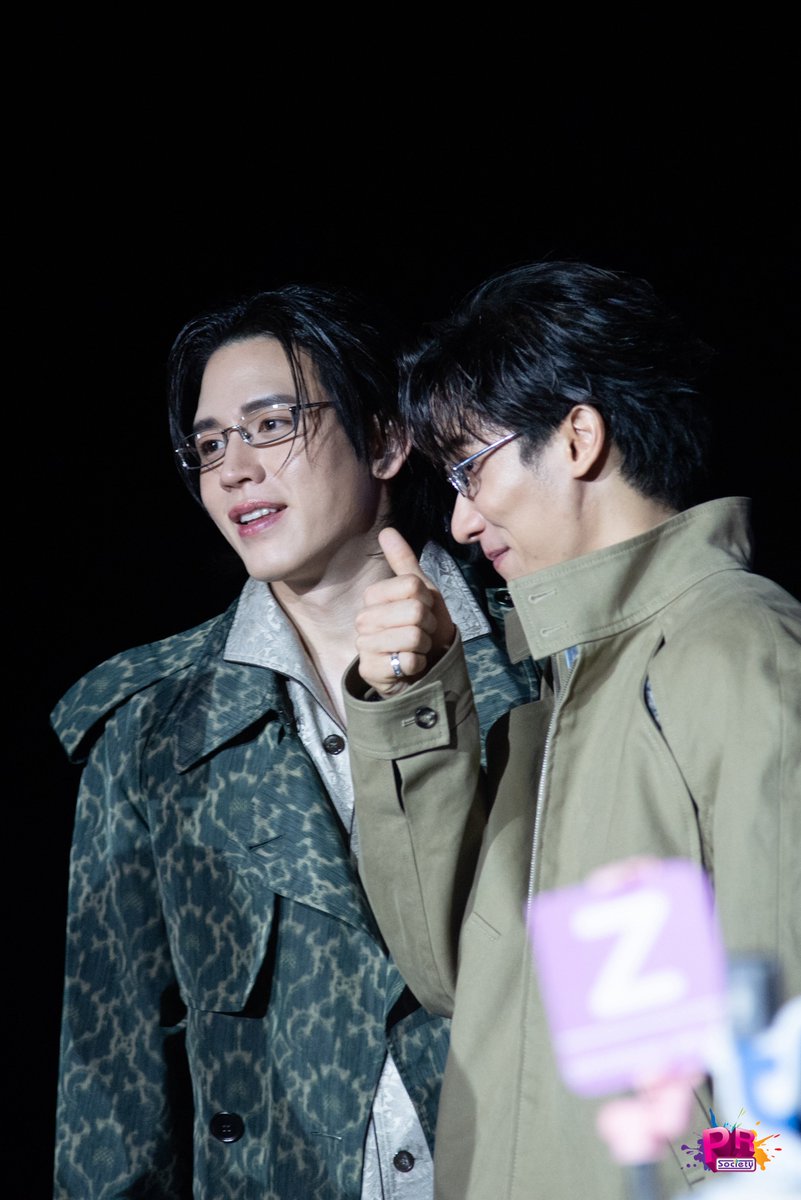 [เก็บตก] ปิดท้ายกับความน่ารักของป๊ะป๊าพ่อพ่อ~ ในงาน GMMTV 2026 : MAGIC VIBES MAXIMIZED

#เตนิว
#Tawan_V #Newwiee 
#GMMTV2026