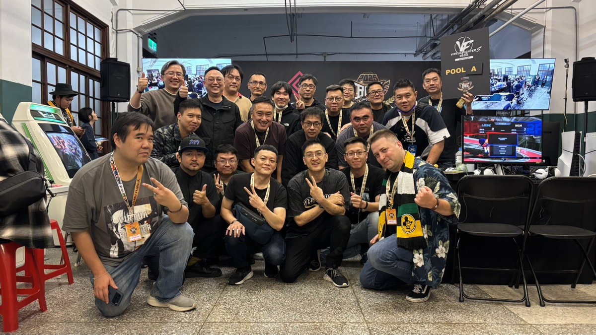 JimmyPKG tweet media