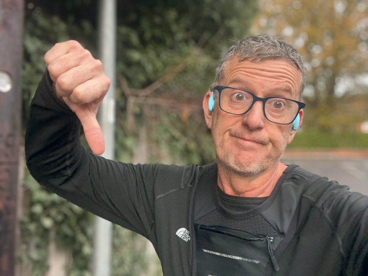 Stafford_SteveG's tweet image. After 2 days off tried a run today. 
Legs very stiff &amp;amp; tired after 13 mile on Monday. 😢😴
Managed 4.5 mile but walked last mile!!
Time for foam roller &amp;amp; swim 🏊‍♂️ tomorrow. 
#ThursdayBlog
#weightlossjourney 
#FitnessJourney