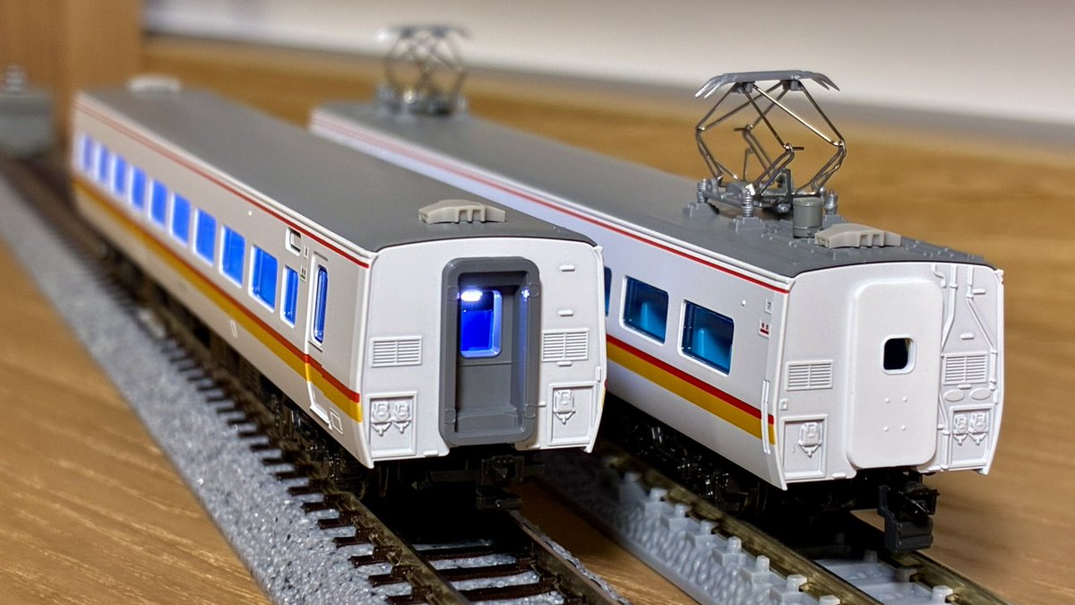 ⭐️ じゅうべいです 国鉄急行色(Crimzonwiz0904) (@crimsonwiz) / Posts / X