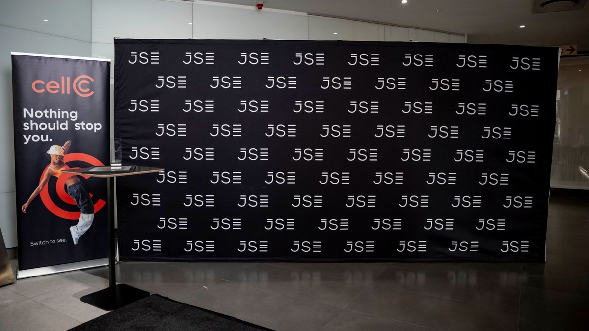 JSE_Group's tweet image. Today, orange and black will light up our building as we welcome @CellC  to the Main Board, ‘putting the C in JSE’ and powering a future of connectivity and the delivery of affordable, high-quality mobile services to millions of South Africans. Stay tuned for more!
#CellCListing…