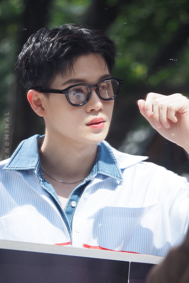 phenxmxnal's tweet image. 27.11.2025 
     ใครหล่อที่สุด … ก็คนในกระจกไง ❤️‍🔥
#ANFxYIN 
#ANF
#MidnightBakeryCollection
#ANWYLLxFREAK
ANF x YIN ANAN 
@yinyin_anw #yinyin_anw