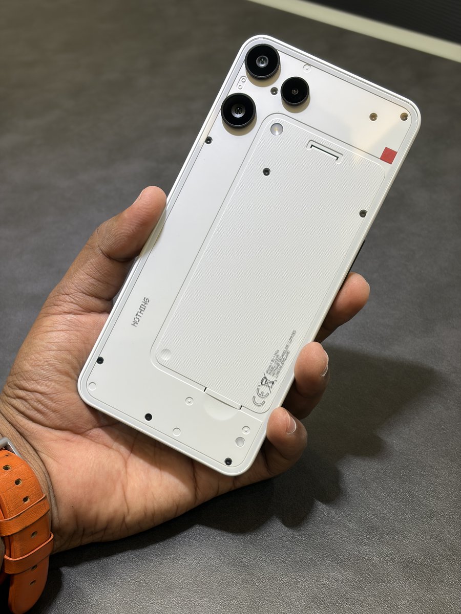 techiboy96's tweet image. Nothing Phone (3a) Lite is here. Fresh new design! 🚀