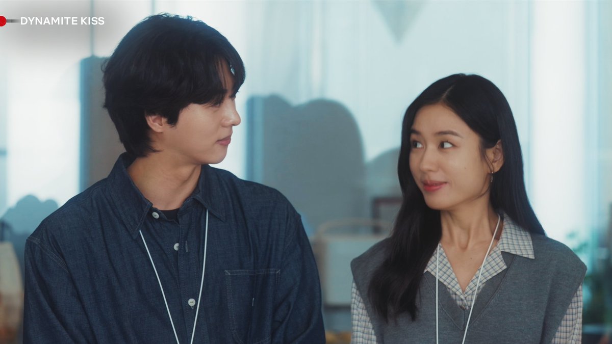 Netflix_PH's tweet image. they can’t hide their jealousy 🤣

#DynamiteKiss #DynamiteKissEp5