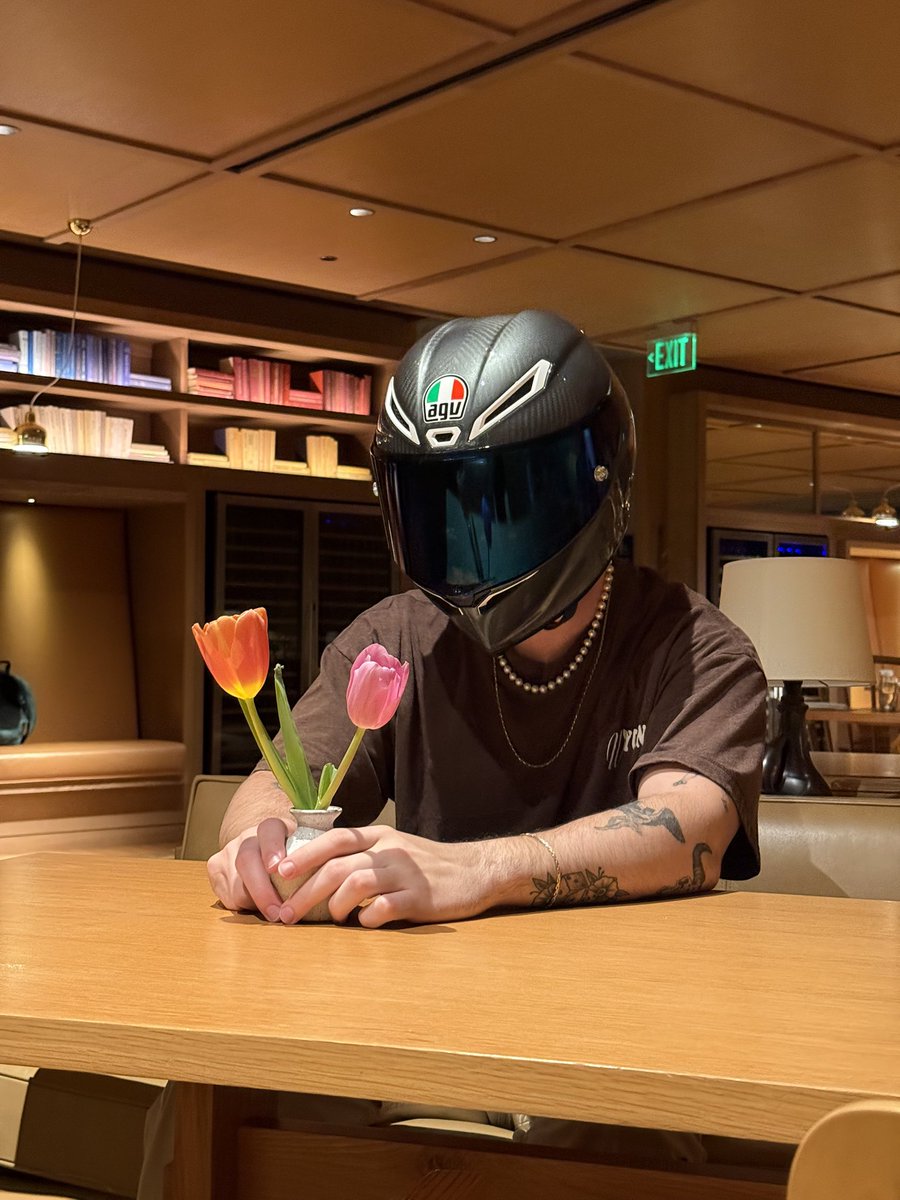 SpiftyCbr's tweet image. Felt cute might delete later