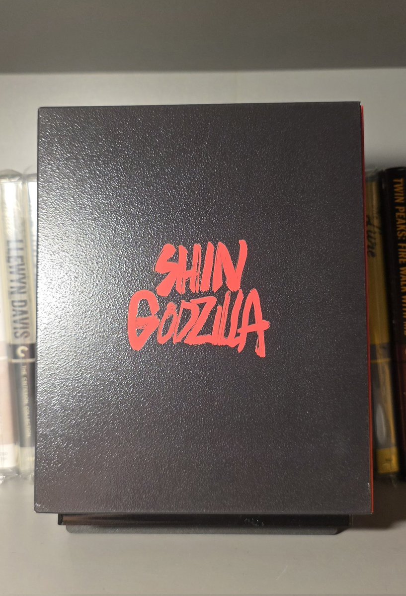 About to rewatch Shin Godzilla for the first time in over 6 years :)