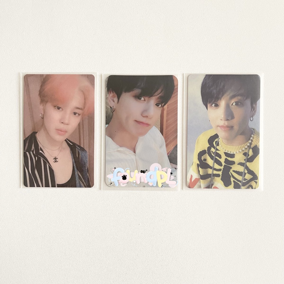 ꒰ 𝒫𝑙𝑠 𝑟𝑡 ꒱

╭☞ แจกการ์ด จีมิน,จองกุก (3ใบ / คนละ 1 ใบ)

✎ กรอกแบบสอบถามในเมนชั่น 1 ฟอร์ม 
*หากเป็นไปได้รบกวนระบุว่าอาศัยอยู่ใน กทม. ทีนะคะ🩵

📨 กรอกเสร็จอย่าลืมแคปตามรูปแรก เราจะสุ่มจากรีทวิตและจะขอดูหลักฐานการกรอกฟอร์มในเดมอีกทีค่ะ

#ตลาดนัดบังทัน