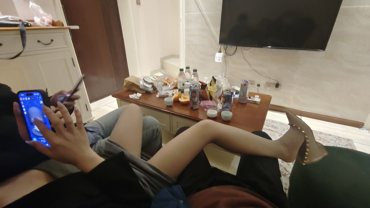 028成都夫妻 tweet media