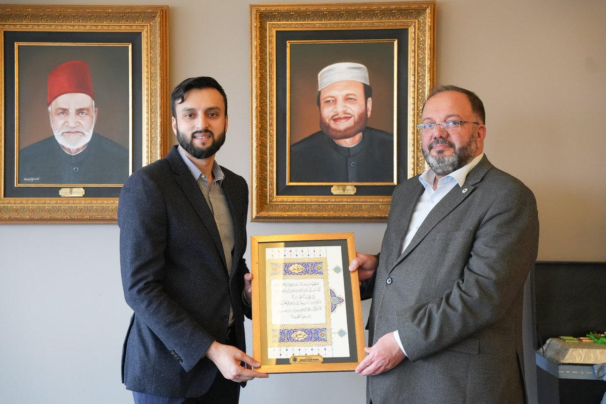 President UMT &amp; Former Minister Ibrahim Hasan Murad met with Atıf Özbey, Turkish politician, analyst, journalist, and Chairman of the SES Party, to discuss avenues for collaboration and future initiatives.

#atifozbey #ibrahimhasanmurad #meeting #turkishpolitician #collaborations