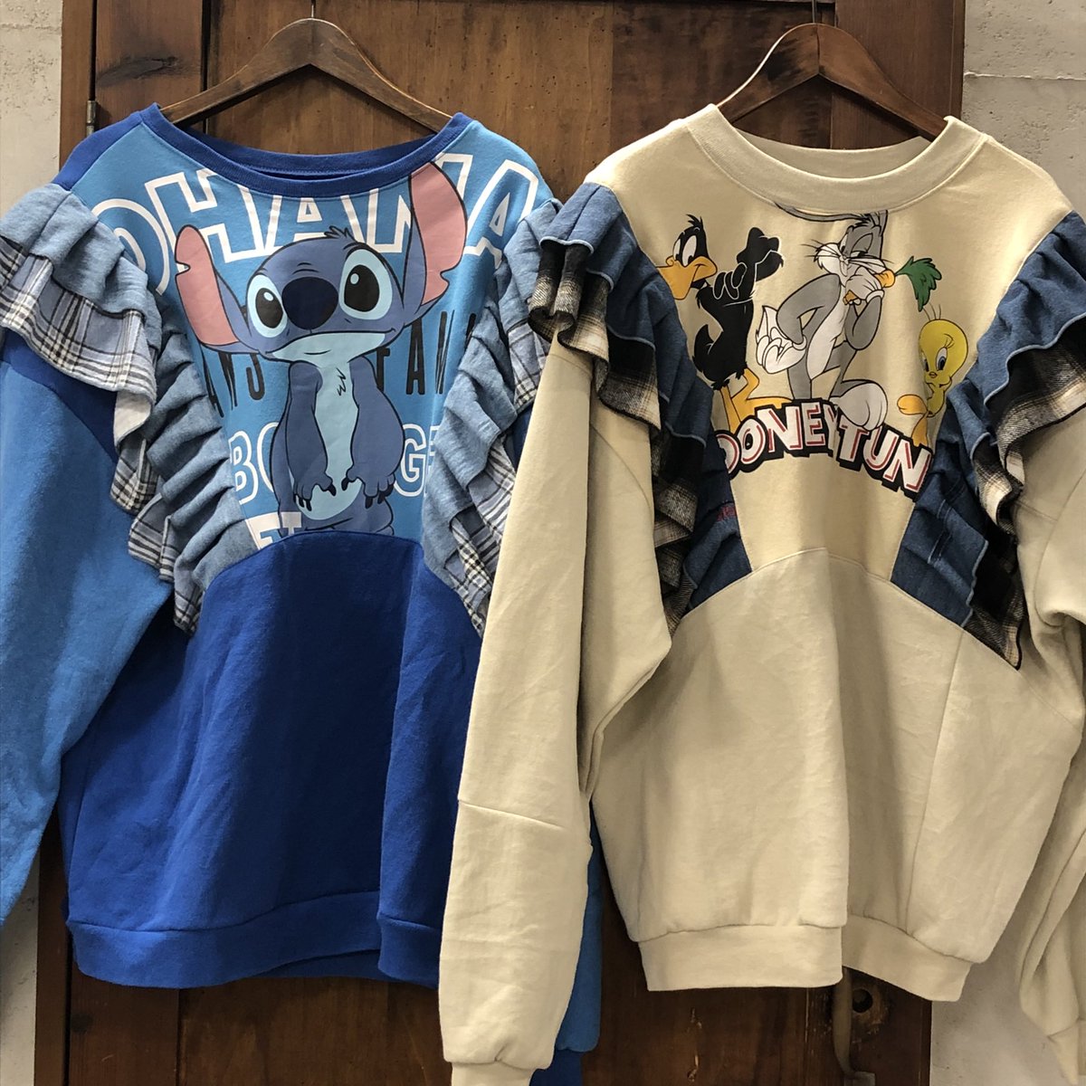 MIX4501's tweet photo. 再入荷しました😎

☑️キャラフリルスウェット

デニム、ネルチェックフリルの切り替えが可愛い1枚❤️
気になる方はお気軽にお問い合わせください☆ https://t.co/xPAoFWNNDp