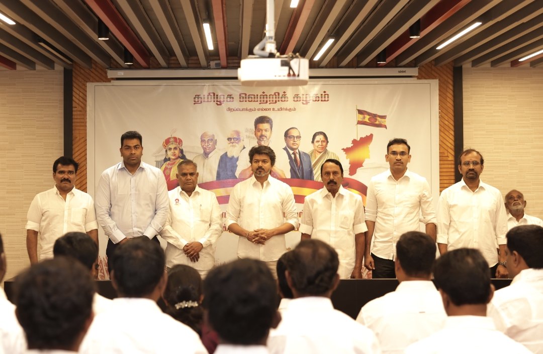 GeethanReporter's tweet image. செங்கோட்டையன் த வெ க