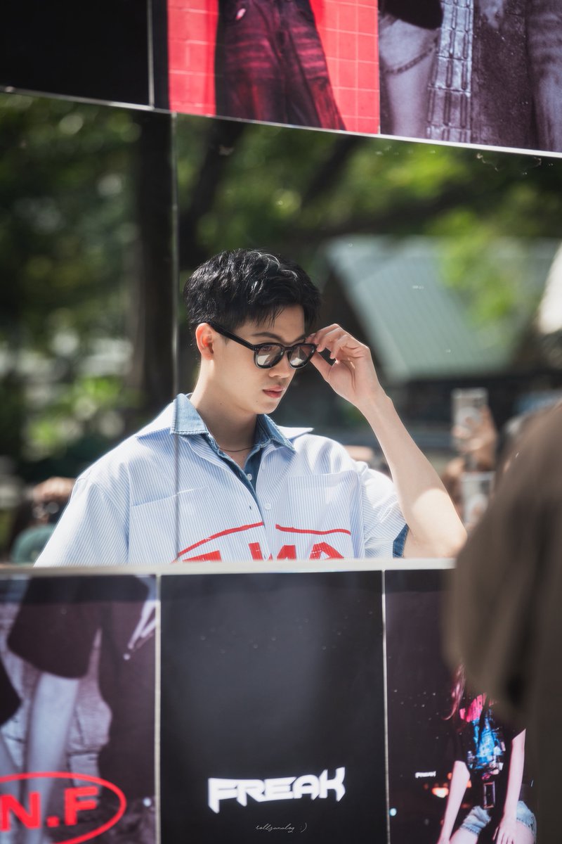 rollsanalog7's tweet image. 27.11.2025   กระจกวิเศษบอกข้าเถิดใครหล่อเริ่ดในปฐพี 

ANF x YIN ANAN
#ANFxYIN #ANF
#MidnightBakeryCollection
#ANWYLL x #freakth
#yinyin_anw ; @yinyin_anw