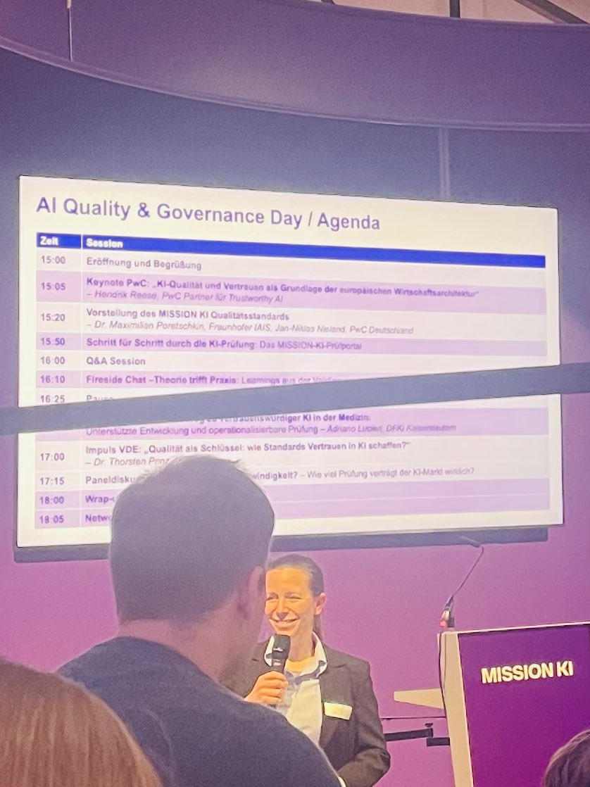 arletevonkries1's tweet image. Die Mission KI ist ein Projekt mit deutscher Technologie und umfasst Medizin, Mobilität, Verwaltung und Forschung! In 2 Jahren ist viel erreicht, mit weiteren Finanzierung wurden alle Ziele erreicht sein! Bundesministerium für Digitales Deutschland Danke!🇩🇪