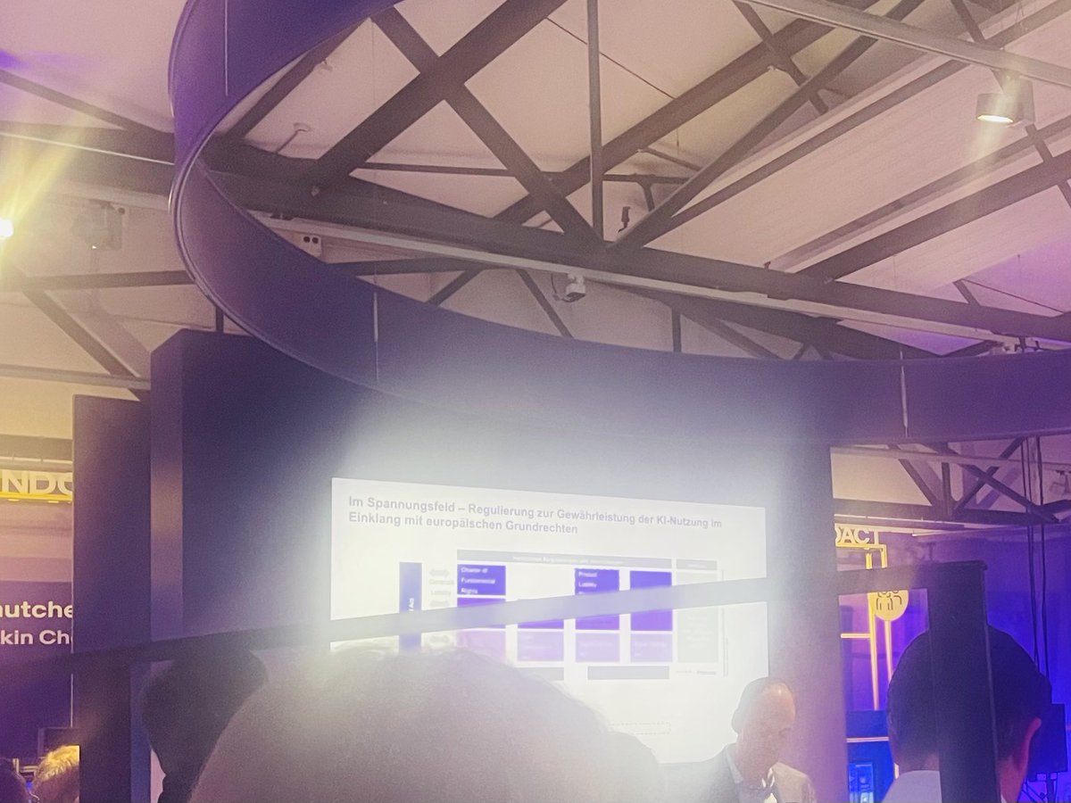 arletevonkries1's tweet image. Die Mission KI ist ein Projekt mit deutscher Technologie und umfasst Medizin, Mobilität, Verwaltung und Forschung! In 2 Jahren ist viel erreicht, mit weiteren Finanzierung wurden alle Ziele erreicht sein! Bundesministerium für Digitales Deutschland Danke!🇩🇪