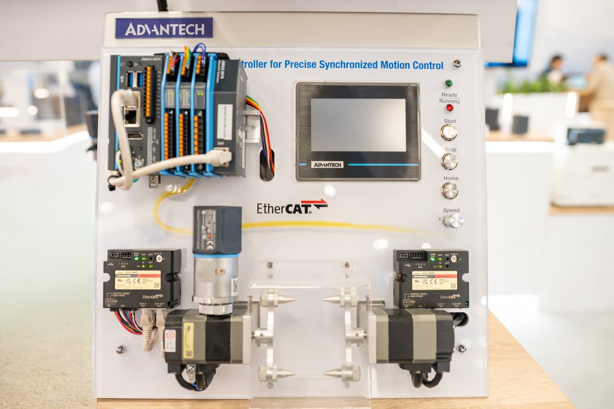 Advantech_IIoT's tweet image. Software-Defined Control: A Pivotal Moment in Manufacturing Architecture Transformation

Manufacturing control architecture is transitioning from &quot;dedicated hardware&quot; to &quot;software-defined&quot; systems. When quality inspection integrates AI, when process optimization relies on…