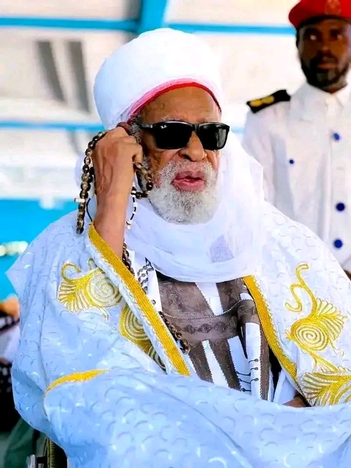 THE SERVANT OF THE QUR’AN HAS RETURNED TO HIS LORD

The Almighty Allah has taken the life of Sheikh Dahiru Usman Bauchi, who lived for over a century on earth.

Allahu Akbar. The Khadimul Qur’an has passed away. He returned to his Lord in the early hours of Thursday night.