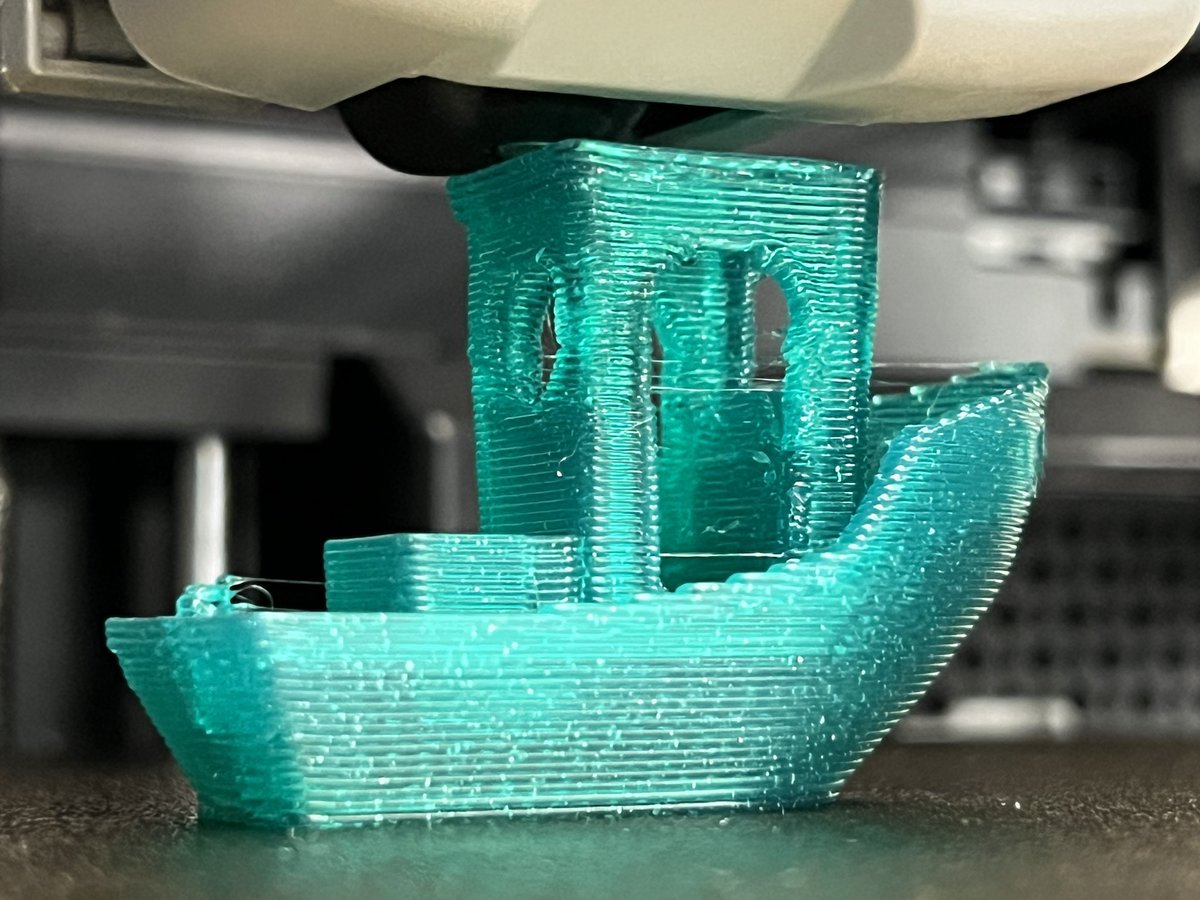 APPLE_TREE_CO's tweet image. 3DBenchyを0.8mmノズル、積層ピッチ0.56mm、線幅1mm、インフィル100%で造形中♪

もうキレイ…✨

#3Dプリンター #AD5X