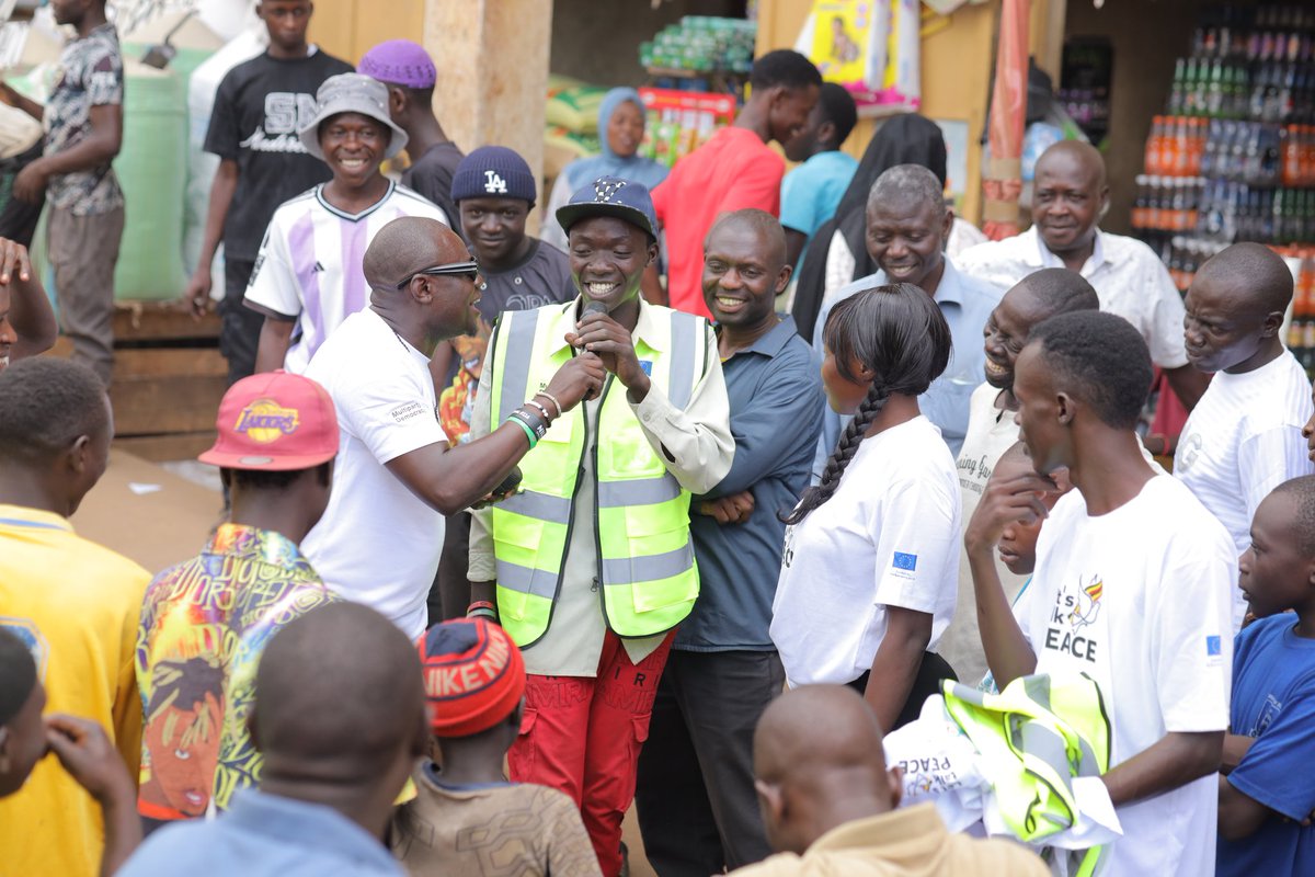 Mbale, Mulembe 👋🏽
Uryena?

#LetsTalkPeaceUg is bringing conversations to your streets. Join the #Tuongea campaign as we create space for YOUR voice, YOUR story, YOUR vision for peaceful elections.