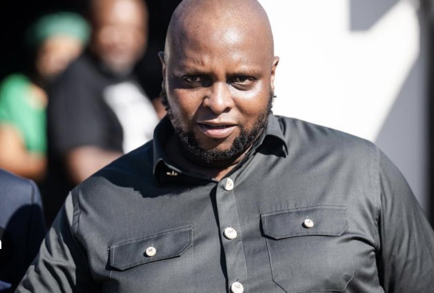 zizipho50's tweet image. Someone please check on Floyd😳🤣more resignations Aibooo…. Is He that terrible???😳😳😳Karma is really a B**tch