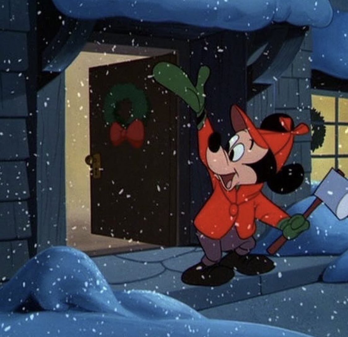 ArtCelineLove's tweet image. christmas season in old disney🎄🎊🎉