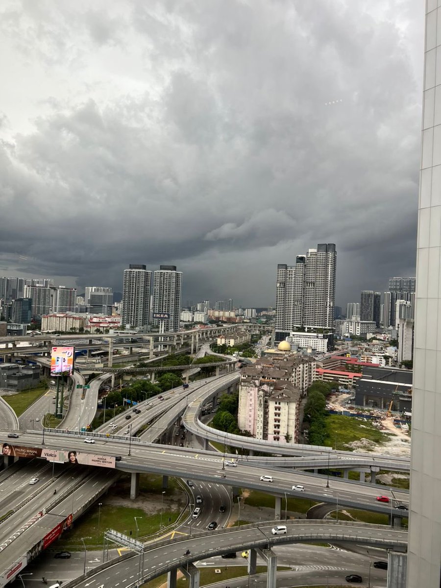 shxhrxlxr's tweet image. Korang dah ready belum ni?