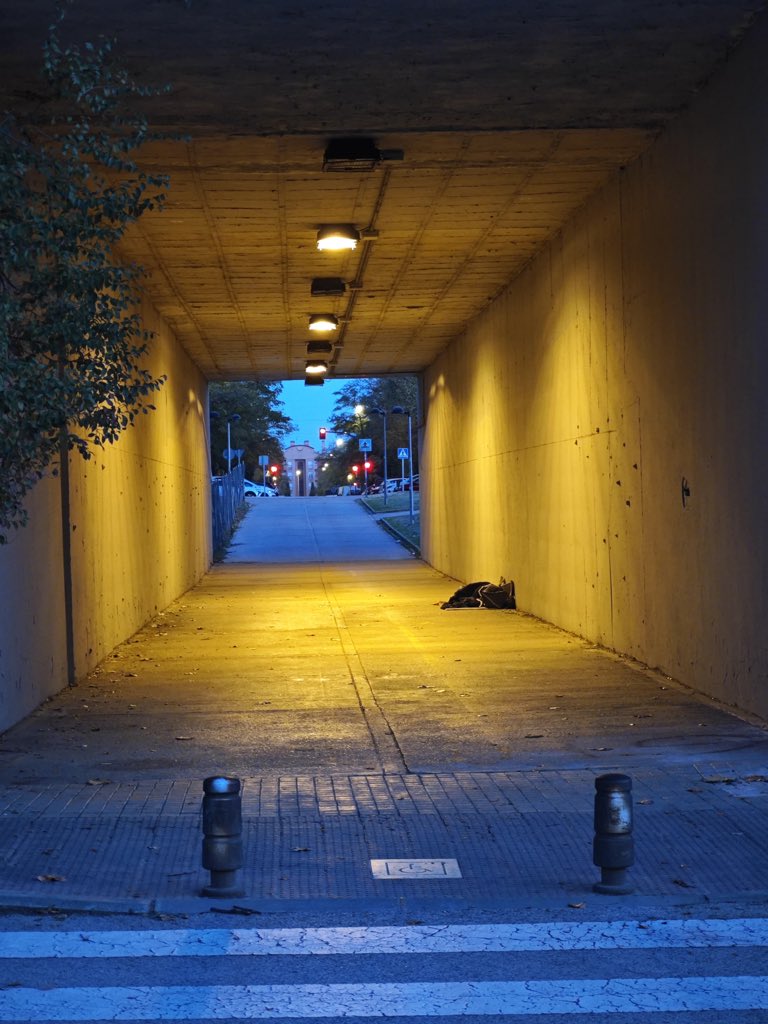 <a href="/MadridDirecto/">Madrid Directo</a> Primer realojo tras el incendio de 13 infraviviendas en #LeganésNorteOlvidado.
¿De verdad así es como funcionan los Servicios Sociales en Leganés?