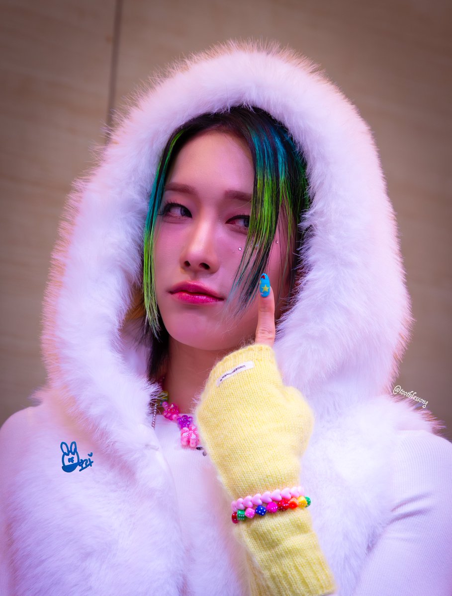 toothlessong's tweet image. 🦋🩷🩷
#XLOV #엑스러브 #RUI #루이