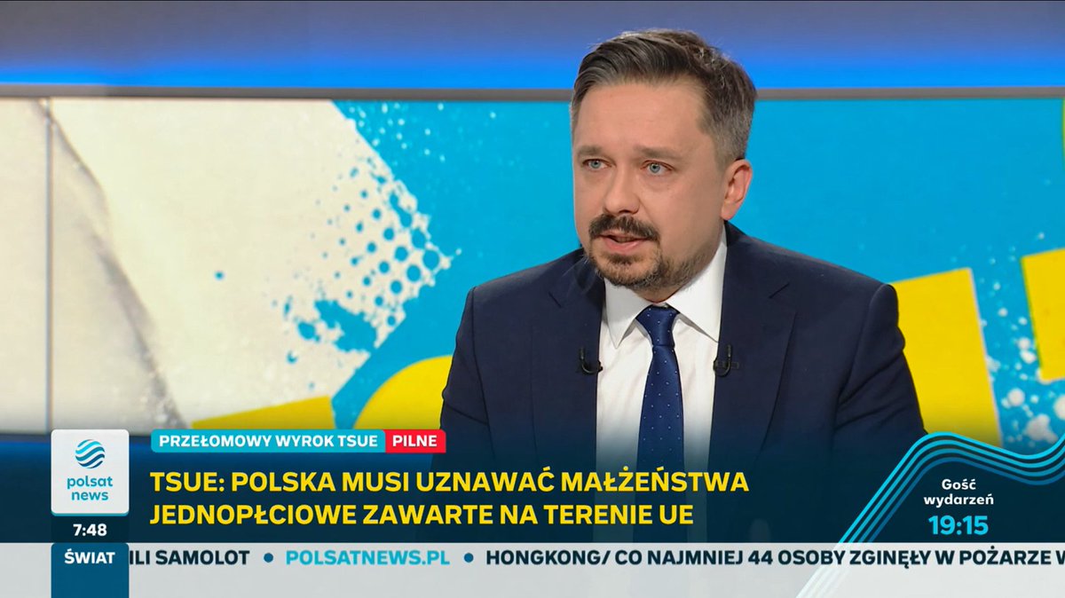 - Przede wszystkim powinno dojść do zmiany rozporządzenia określającego wzory aktów stanu cywilnego i aktu małżeństwa. Z tego wyroku TSUE wynika jednoznacznie, że w Polsce powinno dojść do transkrypcji aktu małżeństwa zawartego w innym kraju Unii Europejskiej. Transkrypcja polega