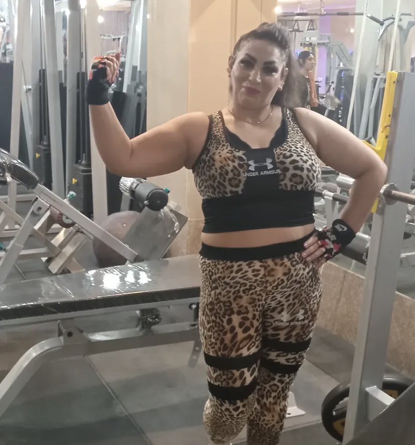 paria0_0's tweet image. هيچ چيز مانع ورزشم نميشه
حتي نظرات منفي شما😍❤️