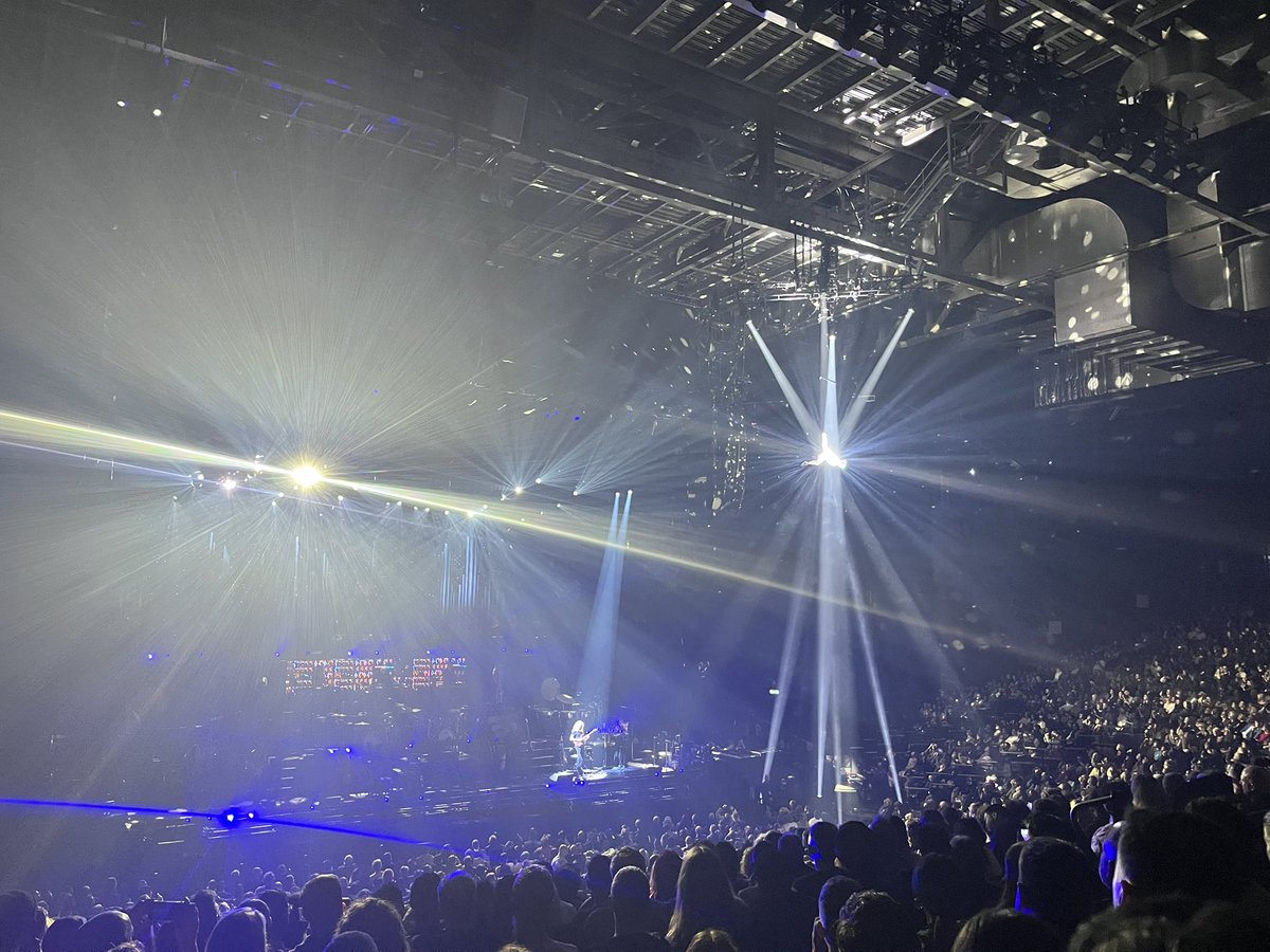 InvestwiseFP's tweet image. Hans Zimmer Live - An assault on the senses. I went just to hear the Interstellar tracks live, but the whole show was incredible. World class talent and mind-blowing music. #hanszimmerlive