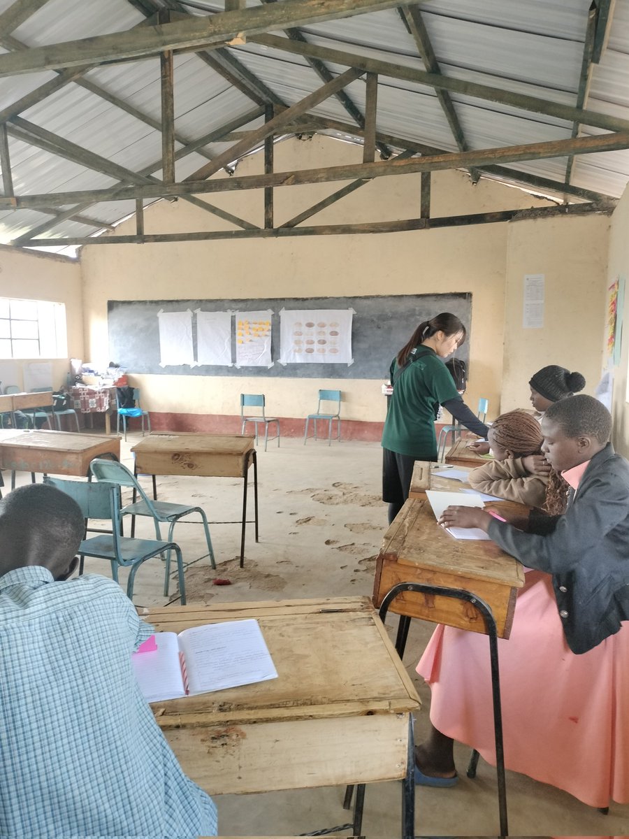 MiraiKenya's tweet image. Day 6 at the Nafasi Programme:
Started with a recap of last week’s lessons, followed by group counselling on stress &amp;amp; childhood trauma.
In the afternoon, we held individual counselling sessions while others enjoyed games. 💛
#ChildProtection #MentalHealth