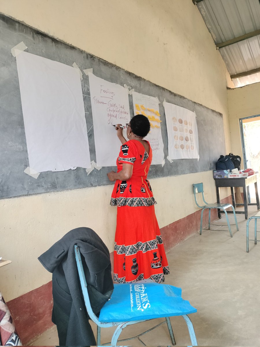 MiraiKenya's tweet image. Day 6 at the Nafasi Programme:
Started with a recap of last week’s lessons, followed by group counselling on stress &amp;amp; childhood trauma.
In the afternoon, we held individual counselling sessions while others enjoyed games. 💛
#ChildProtection #MentalHealth