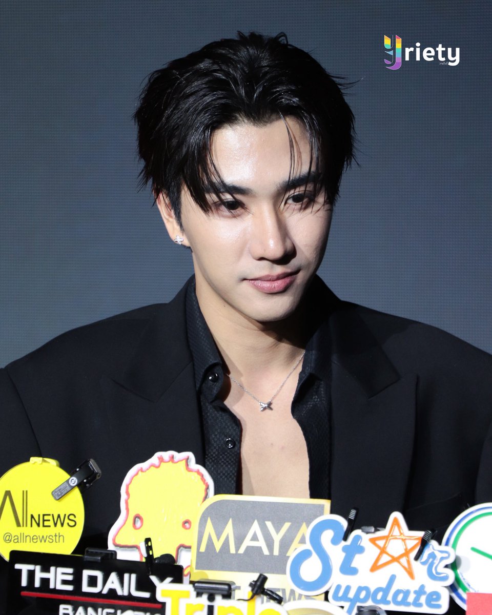 imlnwestee's tweet photo. กุเข้าใจละว่าทำไมถึงได้แต่บทธงแดง https://t.co/UJkmBYUxEq