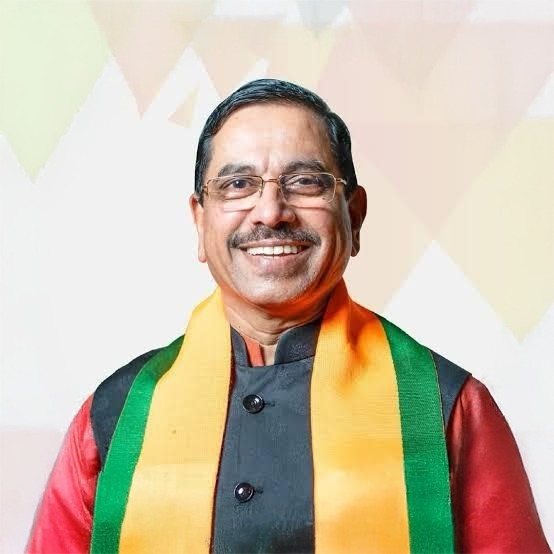 Gupta_vijender's tweet image. Heartiest birthday wishes to Hon’ble Union Minister Shri Prahlad Joshi Ji.

May Prabhu Shri Ram Ji bless you with a long, healthy and prosperous life.

@JoshiPralhad