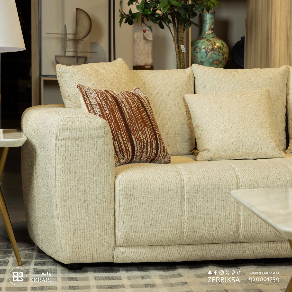 ناعمة، ثابتة، وتعيش سنين 👏🏻

#زرابي #بيت_راقي #لمسات_بيتي #غرفة_الجلوس #اثاث #اثاث_منزلي