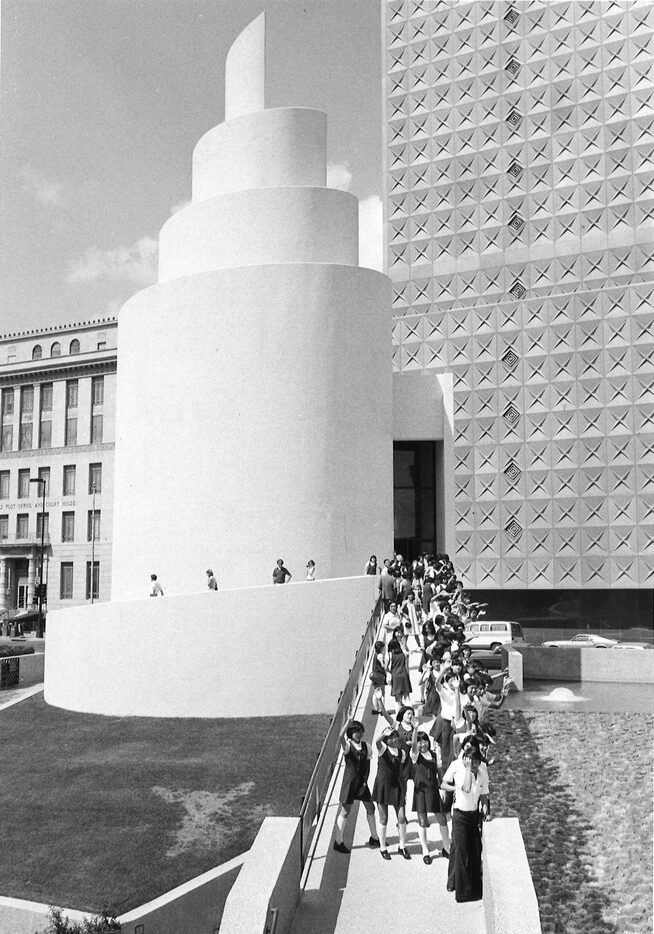⭕ Celebrando el #thanksgiving 

Chapel of thanksgiving | 1️⃣9️⃣7️⃣6️⃣ | Dallas, EEUU | Philip Johnson 
📷DallasNews 

#JuevesDeArquitectura #arquitectura #architecture #archilovers #diseño #design #Thanksgiving2025