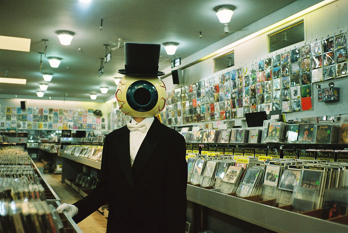 El Festival In-Edit presenta ‘Barking in the dark’ sobre la mítica banda The Residents, al Festival DART underground.cat/2025/11/26/el-…