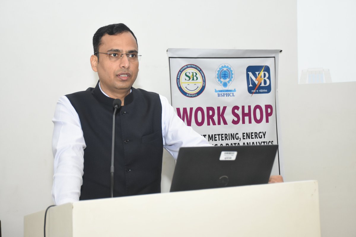 BiharEnergy's tweet image. NBPDCL–SBPDCL द्वारा संयुक्त रूप से आयोजित इस कार्यशाला में Field Officers, O&amp;amp;M, Revenue, STF (Energy Theft), Smart Metering Cells, AMISPs की सक्रिय सहभागिता रही । (2/2)
#BSPHCL #SmartMetering #DigitalDISCOM #PoweringBihar
@SEVA_NBPDCL @SEVA_SBPDCL @EnergyBihar