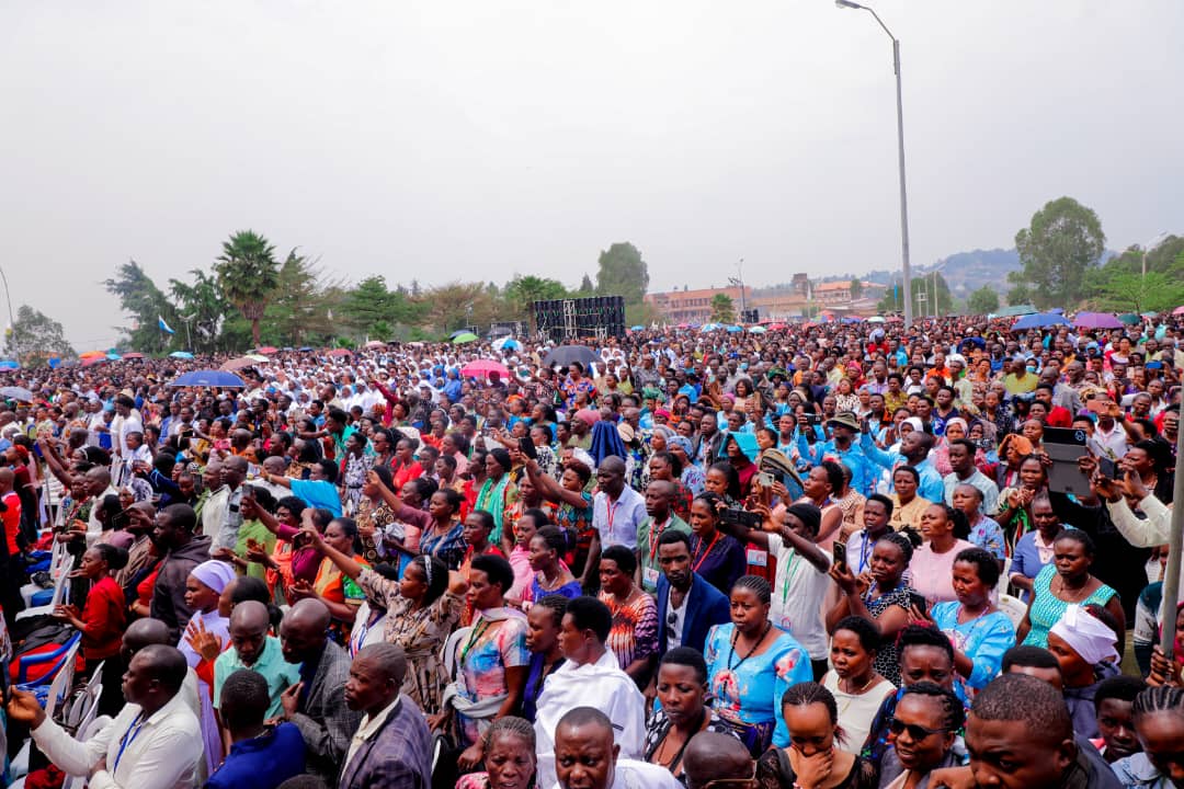 NyaruguruDistr's tweet photo. Invest in hospitality in Nyaruguru District  to empower local economy,serve  local and global pilgrims.2/2
#InvestInKibeho #VisitRwanda #Nyaruguru. https://t.co/L6TEobjtdQ