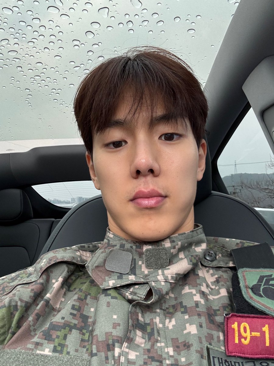 Aing_Ccc's tweet image. 아가(왜요.머.난 해도됨) 비오는데 고생하는군하,,ㅜㅜㅜ할미가 호떡싸서 마중나가까?ಥ◡ಥ     
#셔누버블 기록¹¹²⁷