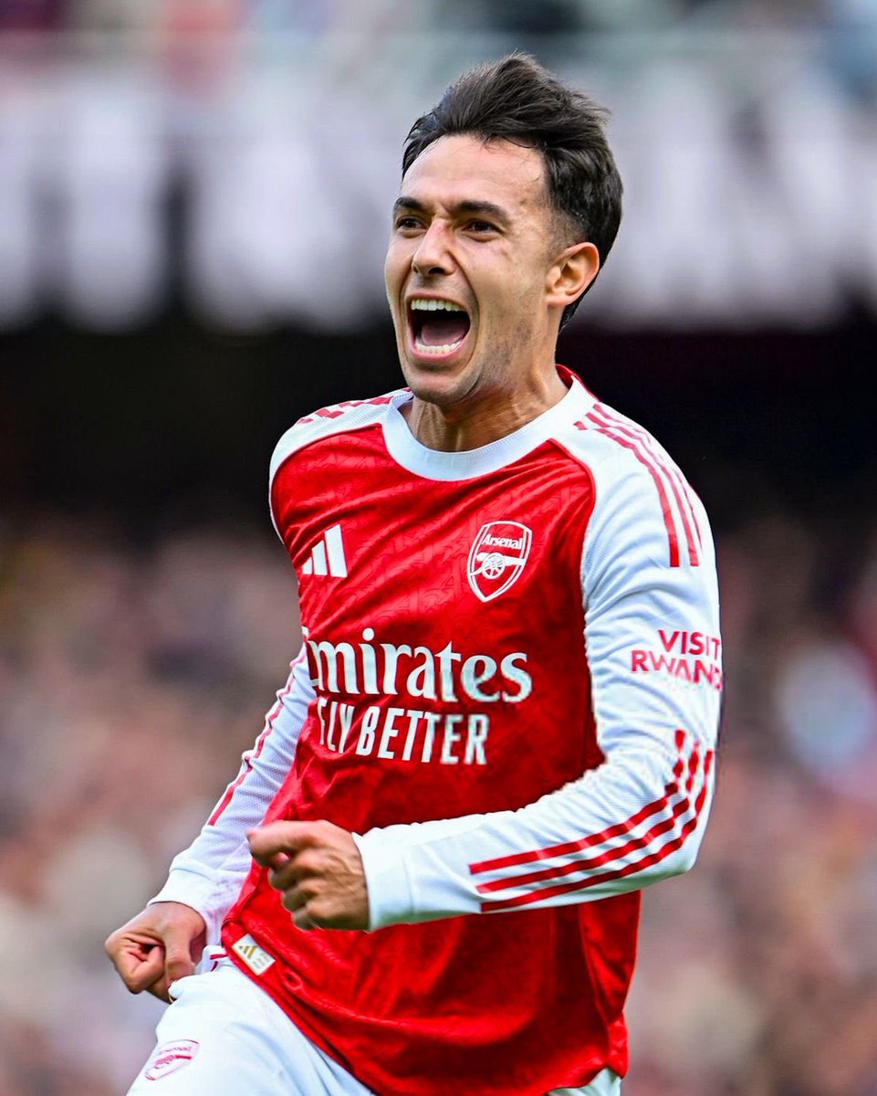 Arsenal_Chizzyy's tweet image. I don’t think people truly realise how insane Martín Zubimendi has been for us this season.

This man came in during the summer and instantly upgraded our entire midfield. The way he controls tempo, escapes pressure, wins second balls, breaks lines, and still keeps us perfectly…
