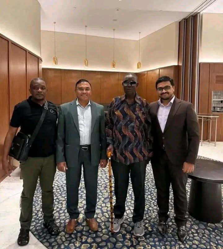 Adele_lide's tweet image. The party leader of ODM Dr. Oburu Odinga pictures from Dubai have emerged. The youth leader is looking sharp like a movie star. Long live CHUNGWA 🍊