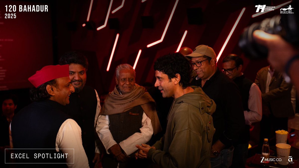 excelmovies's tweet photo. Honoured to have Akhilesh Yadav Ji join us for a screening of 120 Bahadur in Lucknow. #ExcelSpotlight

@FarOutAkhtar #AmitChandrra @TH__Studios https://t.co/gtN147tr8D