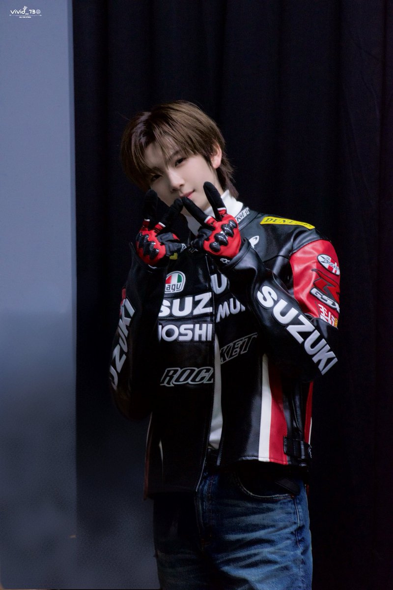 𝟮𝟱𝟭𝟭𝟮𝟭 𝗦𝗼𝘂𝗻𝗱𝘄𝗮𝘃𝗲 𝗙𝗮𝗻𝘀𝗶𝗴𝗻🐕🍩 

🏎️

#카이렐 #KYRELL #カイレル
#앰퍼샌드원 #AMPERSANDONE