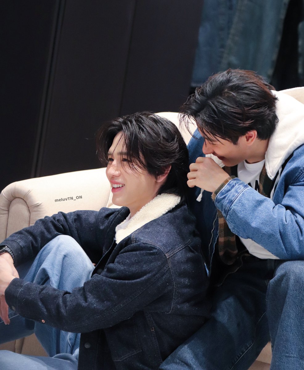 meluvTN_ON's tweet image. มีคนเสียอาการแล้วหนึ่งงง😅😅😂😂

TAYNEW WITH AMERICAN EAGLE
#AmericanEagleTH #AEJeans
#Tawan_V #Newwiee #Taynew #เตนิว