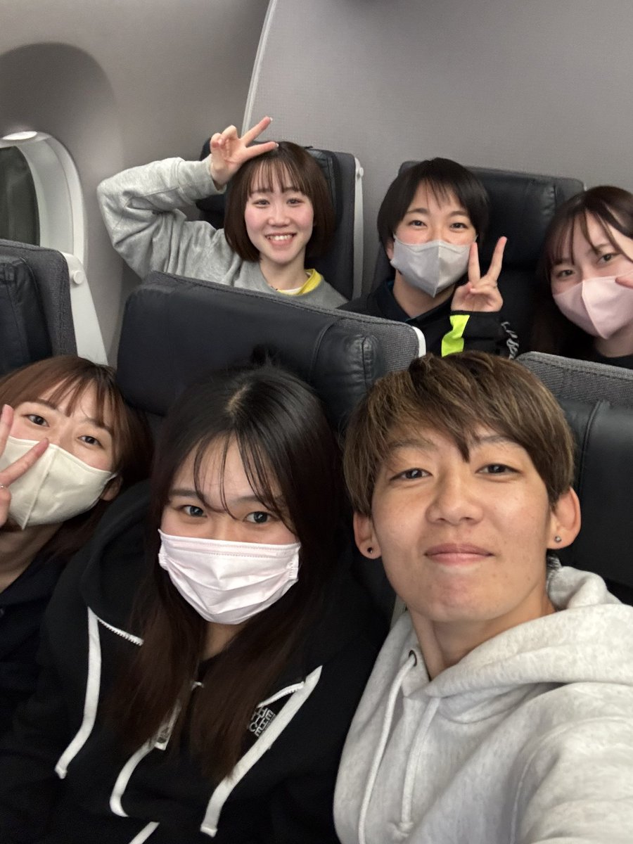 aripei2304's tweet photo. いよいよ明日から始まるトリムカップに向けて東京へ出発します✈️
久しぶりの東京での試合、お時間のある方は是非フットサルを観にきていただけたらうれしいです！
またYouTubeでの配信もあるのでそちらでの応援もよろしくお願いします！！
試合のスケジュールはこちらから↓
https://t.co/4g5sPeS3yf https://t.co/wwjejPKbri